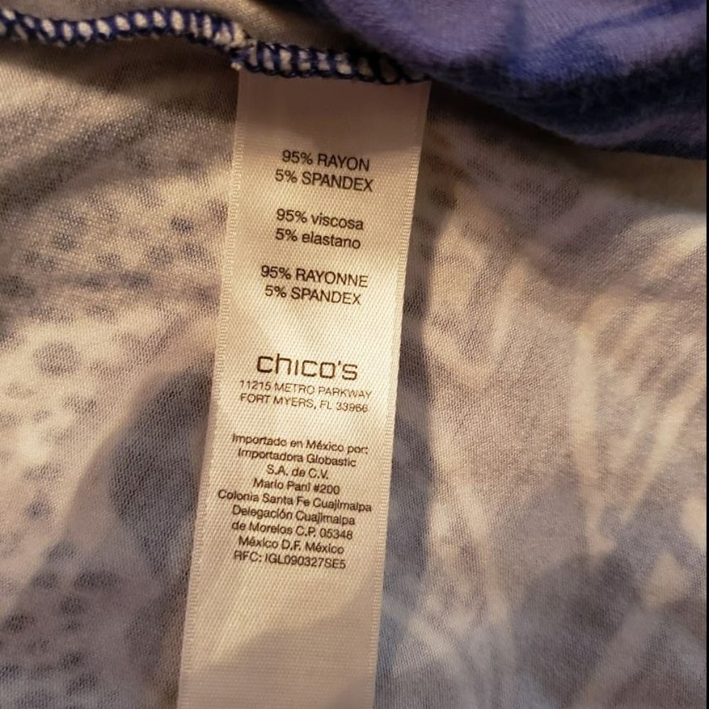 CHICO'S SZ 0 (XS) BLUE WHITE PAISLEY ASYMMETRIC STRETCH RAYON TOP BLOUSE - Picture 4 of 6